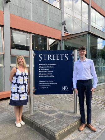 Y12WorkExperience24-14